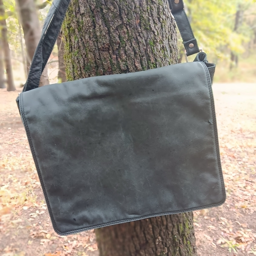 Gorgeous Leather Bag